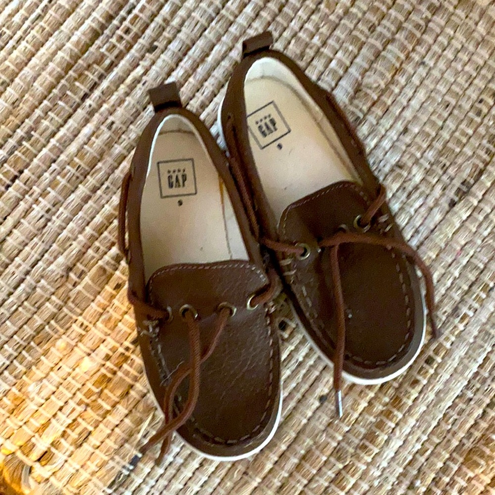 Boys casual shoes